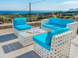 Villa in Kalythie With Pool