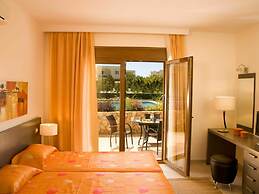 Beautiful Villa With Swimming Pool