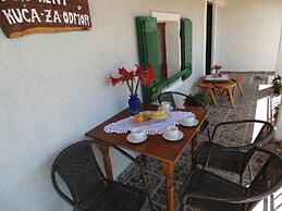 Holiday Home in Starigrad With Garden