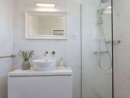 Luxurious Villa With Private Pool and Garden