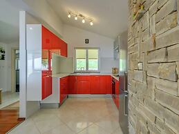 Holiday House Near Split