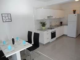 Lovely Apartment With Terrace and Gorgeous sea View. Near the Beach !