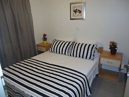 Lovely Apartment With Terrace and Gorgeous sea View. Near the Beach !