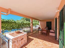 Charming Holiday Home With Private Pool