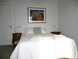 Comfortable Villa Near Sea in Andros