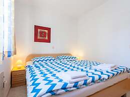 Modern Apartment With Roof Terrace Near the Beach