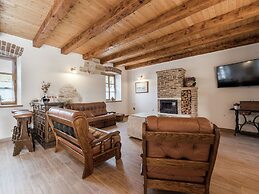 Villa in Sukosan With Sauna and Pool