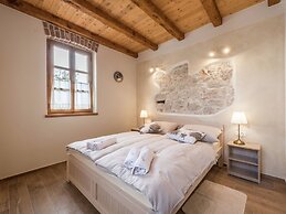 Villa in Sukosan With Sauna and Pool