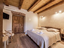 Villa in Sukosan With Sauna and Pool