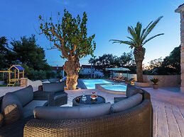 Villa in Sukosan With Sauna and Pool