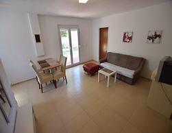 Spacious Apartment With Terrace, Near the Beach