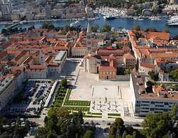 Spacious Apartment With Terrace, Near the Beach