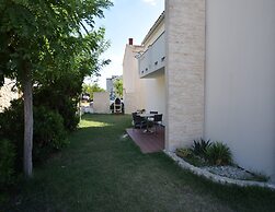 Spacious Apartment With Terrace, Near the Beach