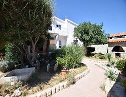 Spacious Apartment With Terrace, Near the Beach