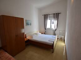 Comfortable Apartment With Balcony and Outdoor Kitchen