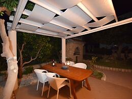 Nice Apartment With Balcony and Sea View, Outdoor Kitchen for use