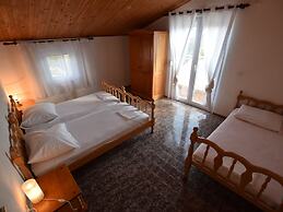 Nice Apartment With Balcony and Sea View, Outdoor Kitchen for use