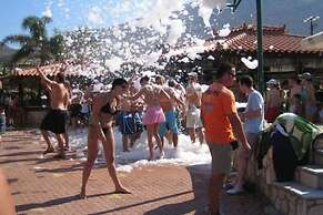 Luxury Villa in Agia Triada With Swimming Pool