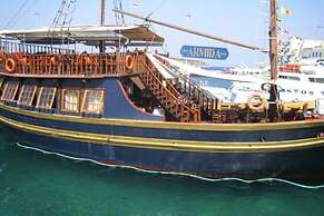 Luxury Villa in Agia Triada With Swimming Pool