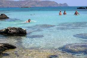 Luxury Villa in Agia Triada With Swimming Pool