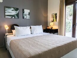 Luxury Villa in Agia Triada With Swimming Pool