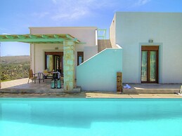 Luxury Villa in Agia Triada With Swimming Pool