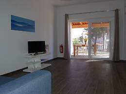 Apartment in Veli Rat With Roof Terrace