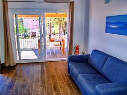 Nice Apartment With Roofed Terrace, Near the Sea