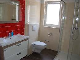 Modern Holiday Home With Terrace, Near the Sea