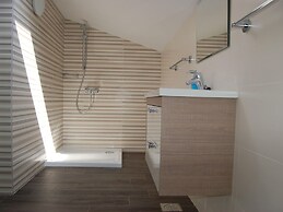 Modern Holiday Home With Terrace, Near the Sea