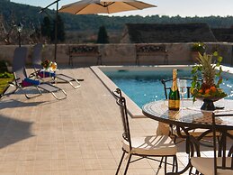 Modern Villa in Grohote With Pool