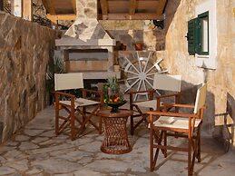 Modern Villa in Grohote With Pool