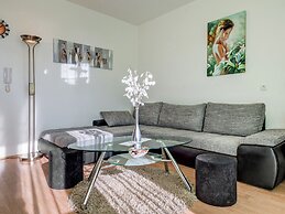 Apartment in Dalmatia near Sea