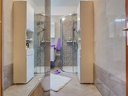 Apartment in Dalmatia near Sea