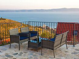 Villa in Podgora With Heated Pool