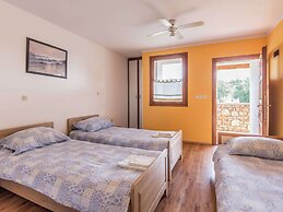 Magnificent Holiday Home in Istria