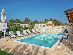 Magnificent Holiday Home in Istria