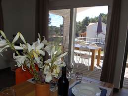 Comfortable Apartment With Roof Terrace and Sea View