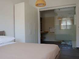 Comfortable Apartment With Roof Terrace and Sea View