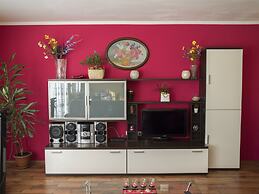 Adorable Holiday Home With Private Pool & Terrace With Barbecue