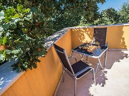 Adorable Holiday Home With Private Swimming Pool & Terrace