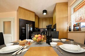 Cozy Holiday Home in Rogovici With Swimming Pool