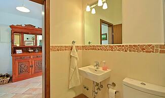 Gorgeous Villa With Private Swimming Pool and Covered Terrace