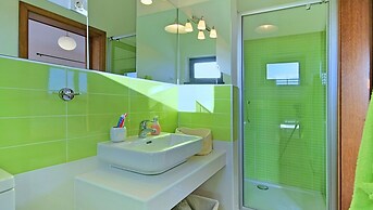 Gorgeous Villa With Private Swimming Pool and Covered Terrace