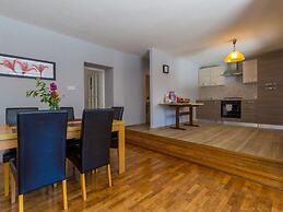 Large Holiday Home With Private Pool, Wellness & Sea View