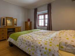 Large Holiday Home With Private Pool, Wellness & Sea View