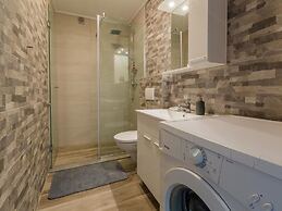 Large Holiday Home With Private Pool, Wellness & Sea View