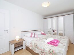 Lovely Island House With Private Swimming Pool, Garden, Bbq, Near the 