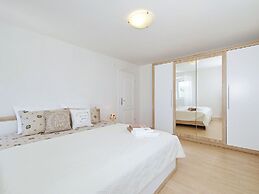 Lovely Island House With Private Swimming Pool, Garden, Bbq, Near the 