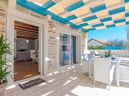 Modern Villa in Sukosan With Private Swimming Pool